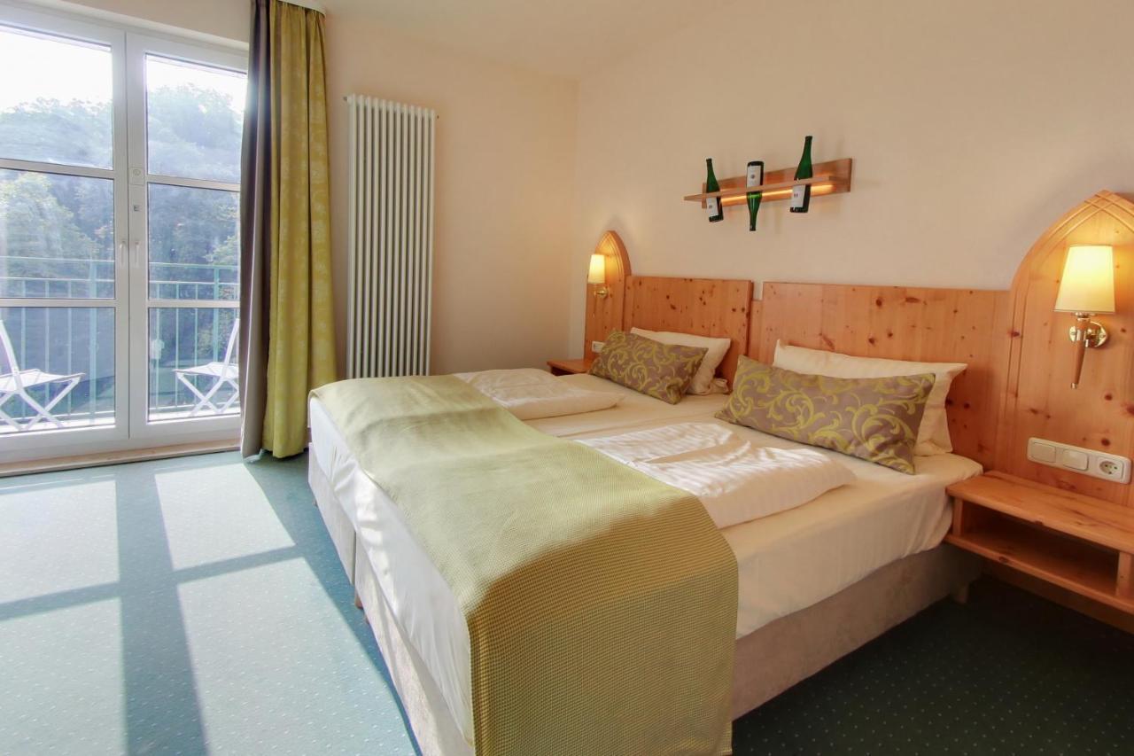 แอคเซนท์ วาลด์โฮเต็ล เรนเกา Hotel ไกเซนไฮม์ ภายนอก รูปภาพ