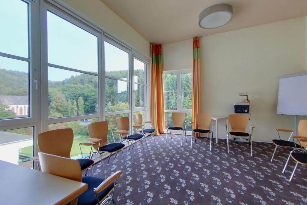 แอคเซนท์ วาลด์โฮเต็ล เรนเกา Hotel ไกเซนไฮม์ ภายนอก รูปภาพ