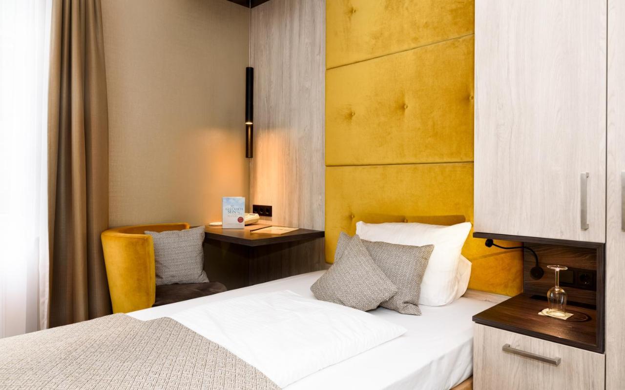 แอคเซนท์ วาลด์โฮเต็ล เรนเกา Hotel ไกเซนไฮม์ ภายนอก รูปภาพ