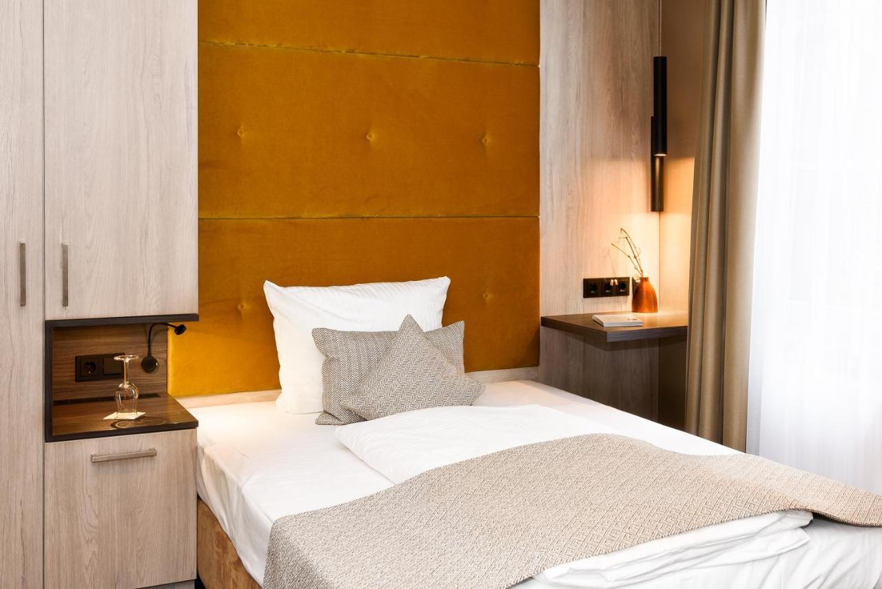 แอคเซนท์ วาลด์โฮเต็ล เรนเกา Hotel ไกเซนไฮม์ ภายนอก รูปภาพ