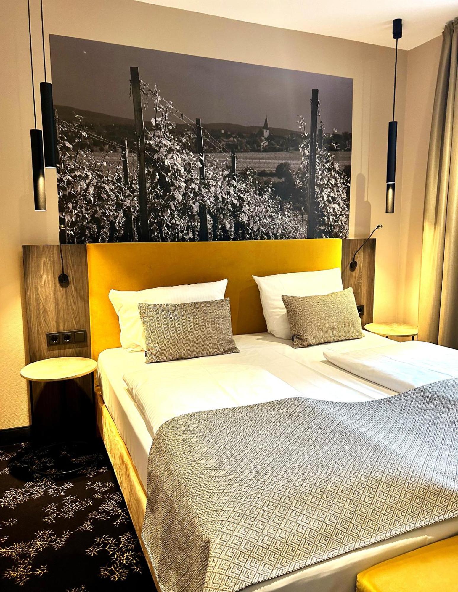 แอคเซนท์ วาลด์โฮเต็ล เรนเกา Hotel ไกเซนไฮม์ ภายนอก รูปภาพ