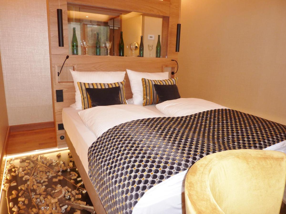 แอคเซนท์ วาลด์โฮเต็ล เรนเกา Hotel ไกเซนไฮม์ ภายนอก รูปภาพ